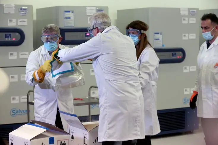 Αρχίζει παραλαβή εμβολίων σήμερα για χώρες τη Ε.Ε.