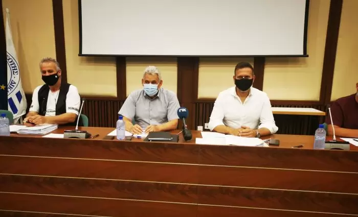 Διαμαρτυρία στο Προεδρικό την ώρα του Υπουργικού αποφάσισαν οι εκπαιδευτικοί