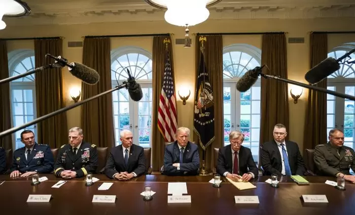 Οι ΗΠΑ σκληραίνουν τη στάση τους απέναντι στην Κίνα