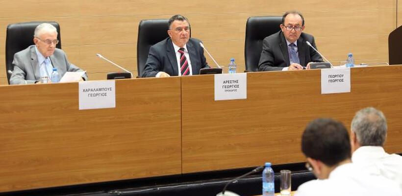 Χλωρακιώτης και Κουρουνάς ενώπιον της Ερευνητικής Επιτροπής για την κατάρρευση της ΣΚΤ