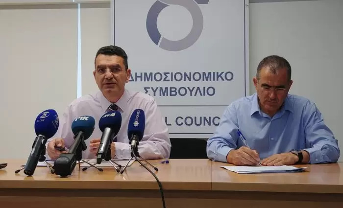 Πρόεδρος Δημοσιονομικού Συμβουλίου: Να κρατήσουμε πολεμοφόδια