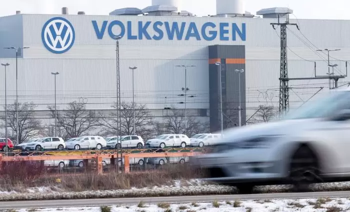 Τον Φεβρουάριο η απόφαση για το εργοστάσιο της VW στην Τουρκία