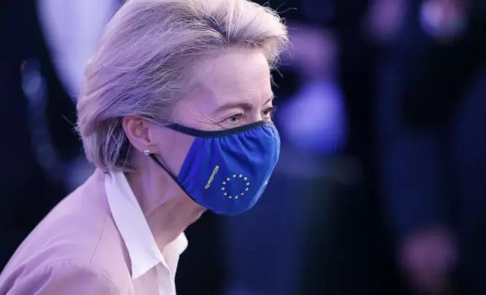 «Δεν αρκεί η παραίτηση από τις πατέντες αύξηση παραγωγής εμβολίων»