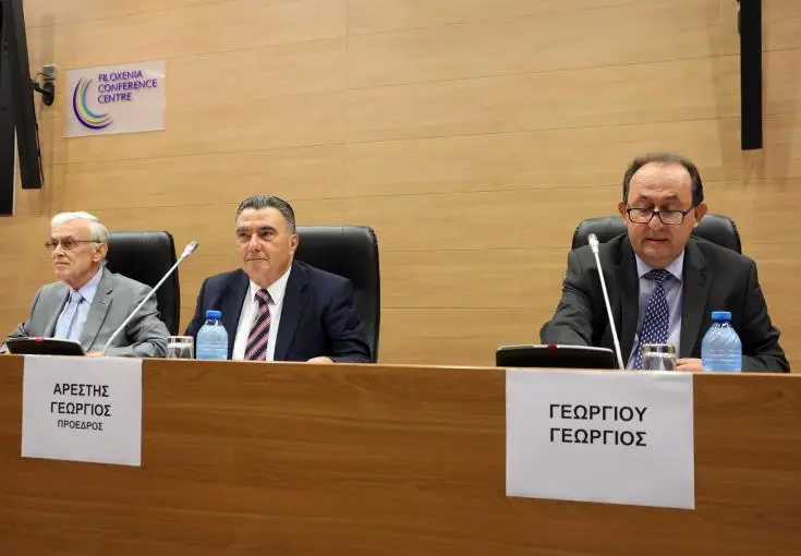 Κουρουνάς: Οι εποπτικές Αρχές προέκριναν την Altamira για μείωση ΜΕΧ