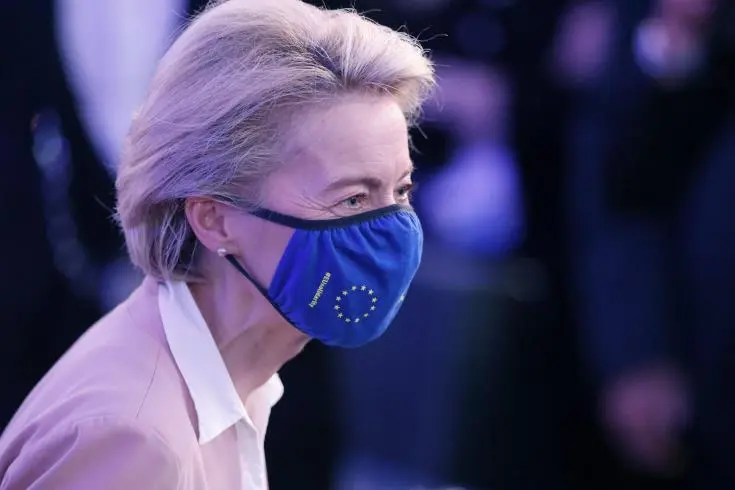 «Δεν αρκεί η παραίτηση από τις πατέντες αύξηση παραγωγής εμβολίων»