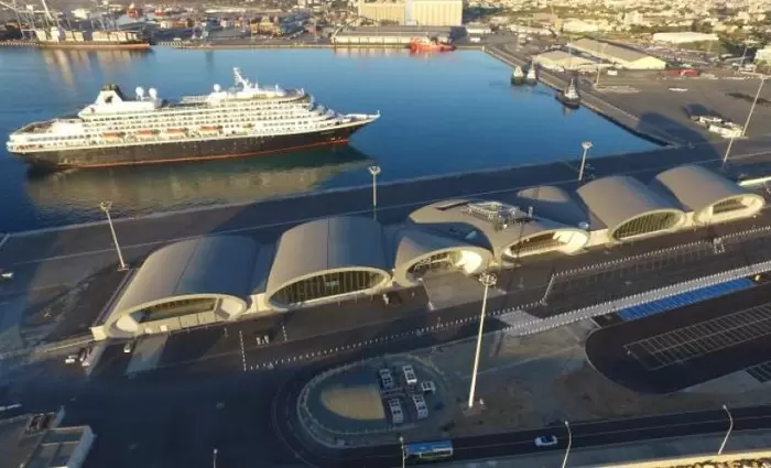 Ξαναπιάνουν δουλειά για τη γραμμή Κύπρος - Πειραιάς