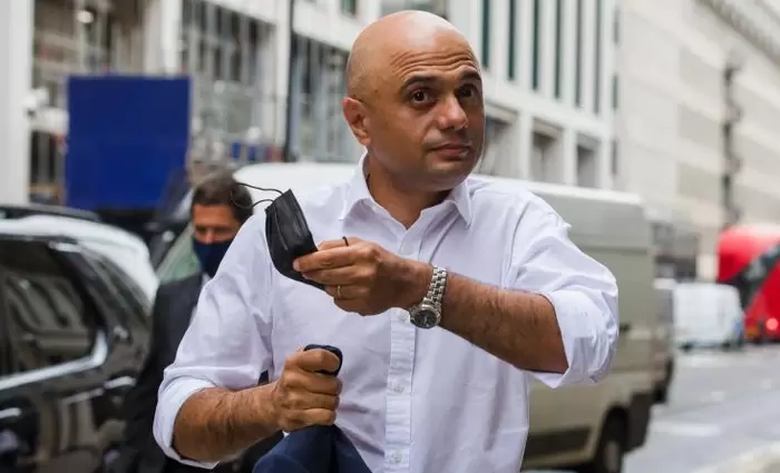 Covid-19: Κόβει τις πτήσεις από νοτιοαφρικανικές χώρες η Βρετανία