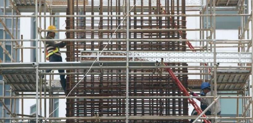 Μειωμένες οι τιμές κατασκευαστικών υλικών