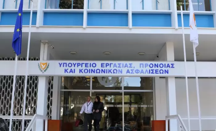 Πάει στο Υπουργικό η παράταση 4 μηνών για τις ληξιπρόθεσμες οφειλές