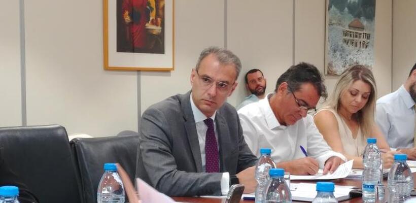 Διαβούλευση με την ΕΚΤ για τον μηχανισμό παραπόνων