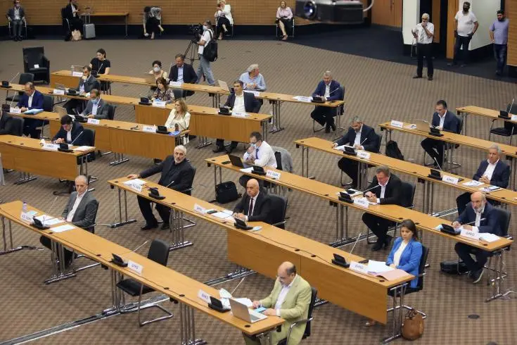 Αυτή είναι η επιτροπή για την 