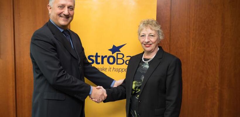 AstroBank: Πρώτη τράπεζα στην Κύπρο που προσφέρει ACA