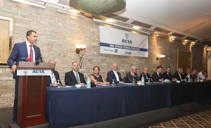 Έκκληση Περδίου για τουριστικά πακέτα με γειτονικές χώρες