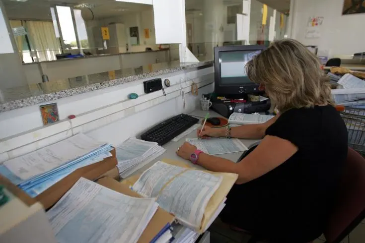 Αυξήθηκε κατά 0,8% η απασχόληση στην Κυβέρνηση τον Δεκέμβριο