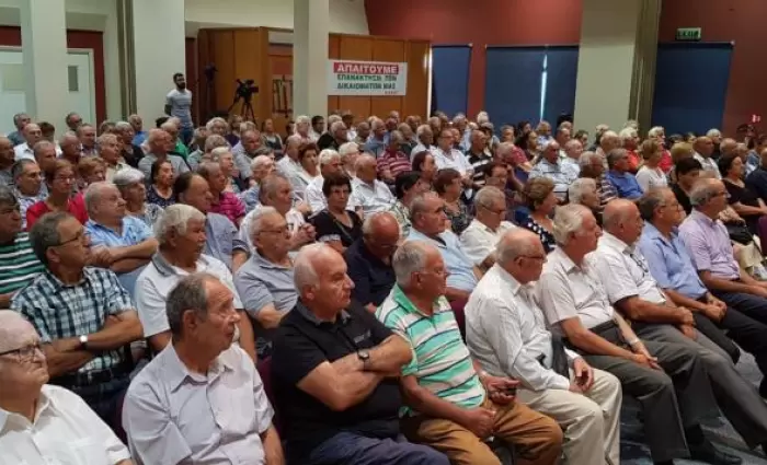 Η ΕΚΥΣΥ απαιτεί βελτίωση των χαμηλών συντάξεων