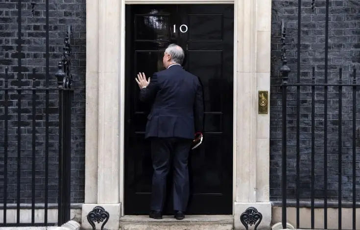 Ο Μαρκ Χάρπερ 12ος επίδοξος διάδοχος της Τερέζα Μέι