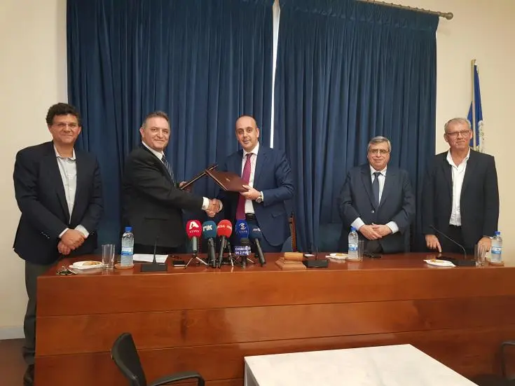 Σύμβαση Δήμοου Πάφου-ΑΗΚ για 