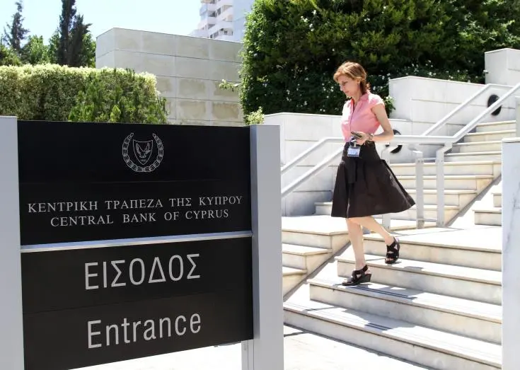Κατά €237 εκ. αυξήθηκαν για τον μήνα οι καταθέσεις - Μείωση από πέρσι