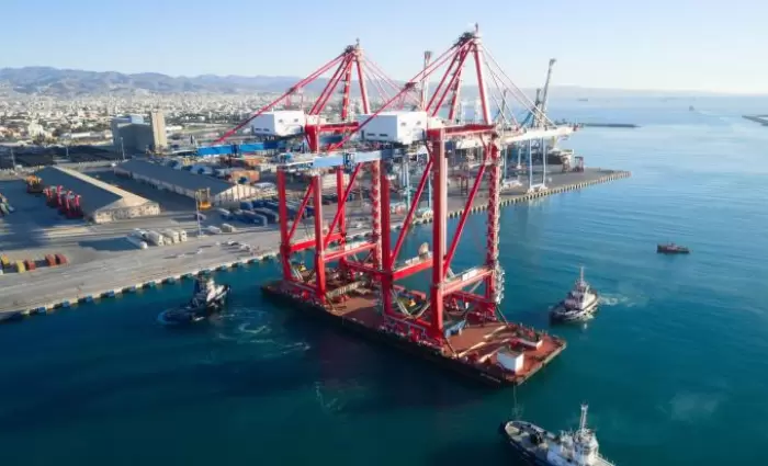 Η μείωση των εξαγωγών αύξησε το εμπορικό έλλειμμα το πρώτο τρίμηνο