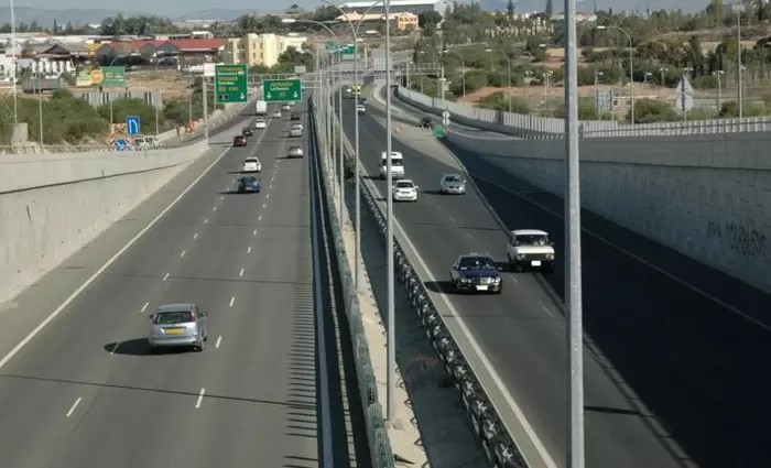 Έπεσαν οι υπογραφές για τον περιμετρικό αυτοκινητόδρομο Λευκωσίας