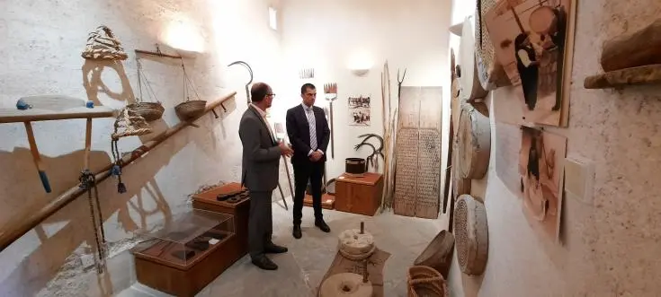 Ο Υφ. Τουρισμού ενημερώθηκε για τον εσωτερικό τουρισμό που προωθεί η Δερύνεια