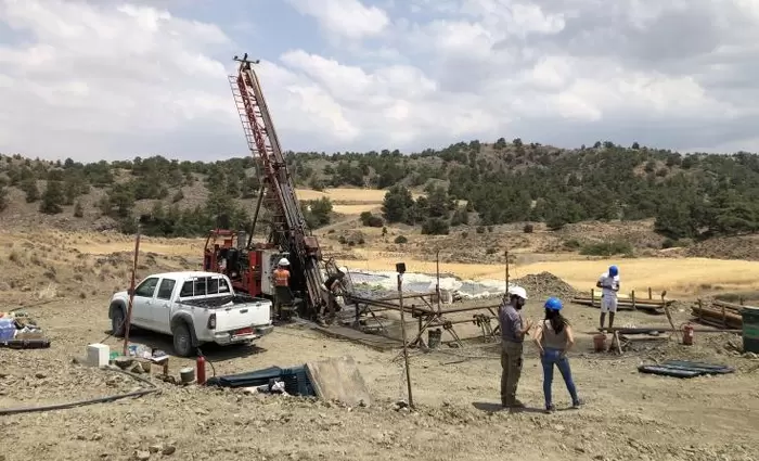 Ψηλά αποθέματα χρυσού, χαλκού και ψευδάργυρου στην Κοκκινόγια