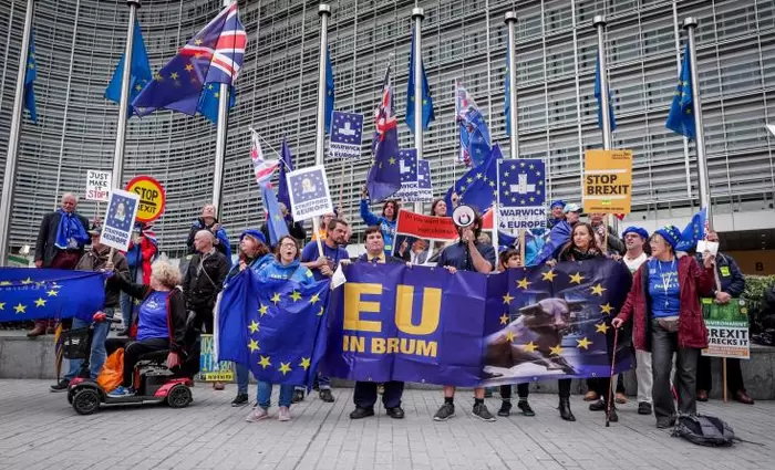 Οι συνομιλίες για το Brexit συνεχίζονται με τη συνηθισμένη ανταλλαγή κειμένων