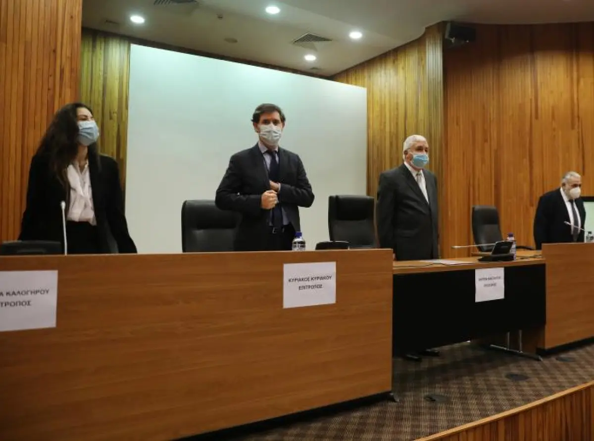 Καταθέτουν στην Ερευνητική Επιτροπή πάροχοι και Πιττάτζης