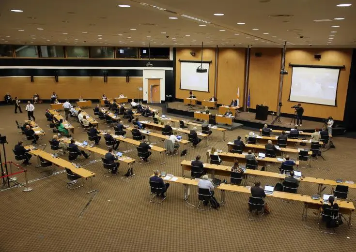 Κοντά σε καταψήφιση του Προϋπολογισμού η Βουλή