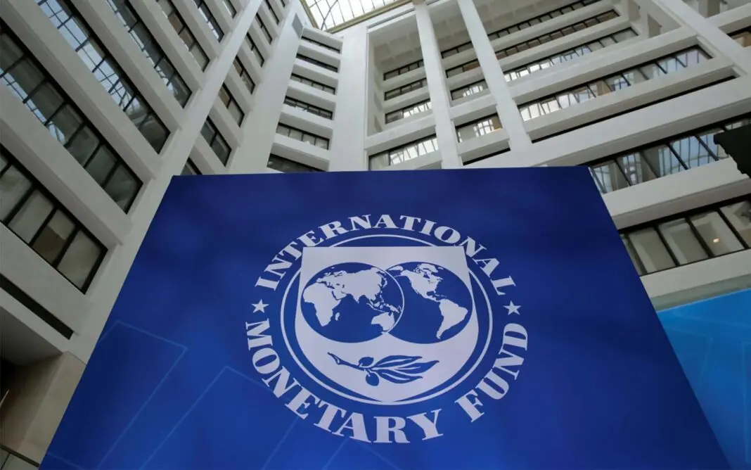 ΔΝΤ: Σημάδια επιβράδυνσης στο εμπόριο, καθώς υποχωρεί ο πανικός των δασμών