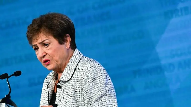 SOS από ΔΝΤ για την παγκόσμια οικονομία – Σημαντικός κίνδυνος οι δασμοί Τραμπ