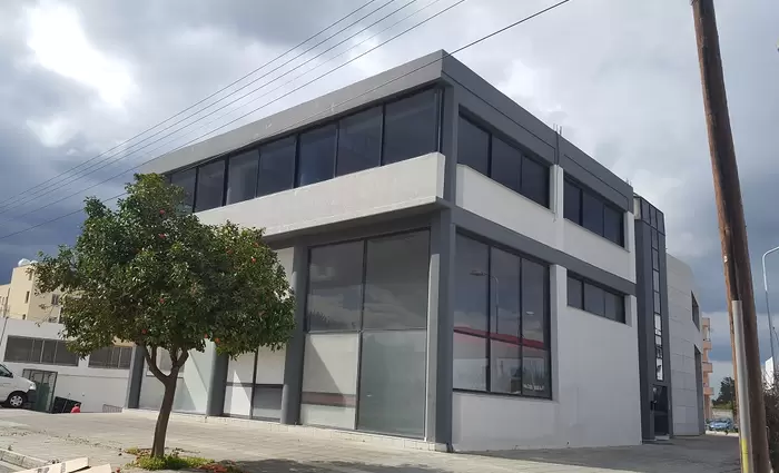 Πωλείται εμπορικό κέντρο στη Λευκωσία