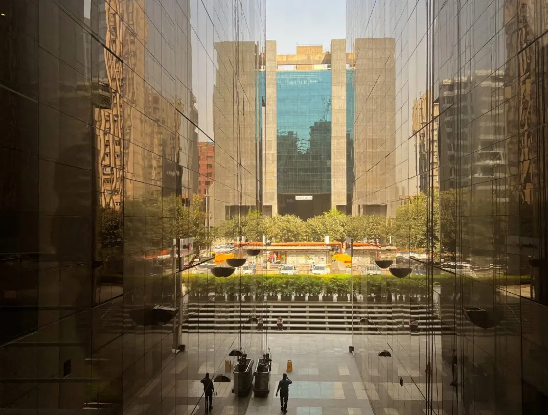 Ινδία: Η εξαγωγική μηχανή των $434 δισ. και πόσο της στοιχίζει η κόντρα με τον Τραμπ