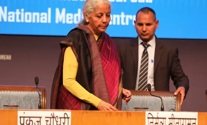 Δημόσιες επενδύσεις – ρεκόρ στην Ινδία: Το στοίχημα των υποδομών για ανάπτυξη έως το 2047