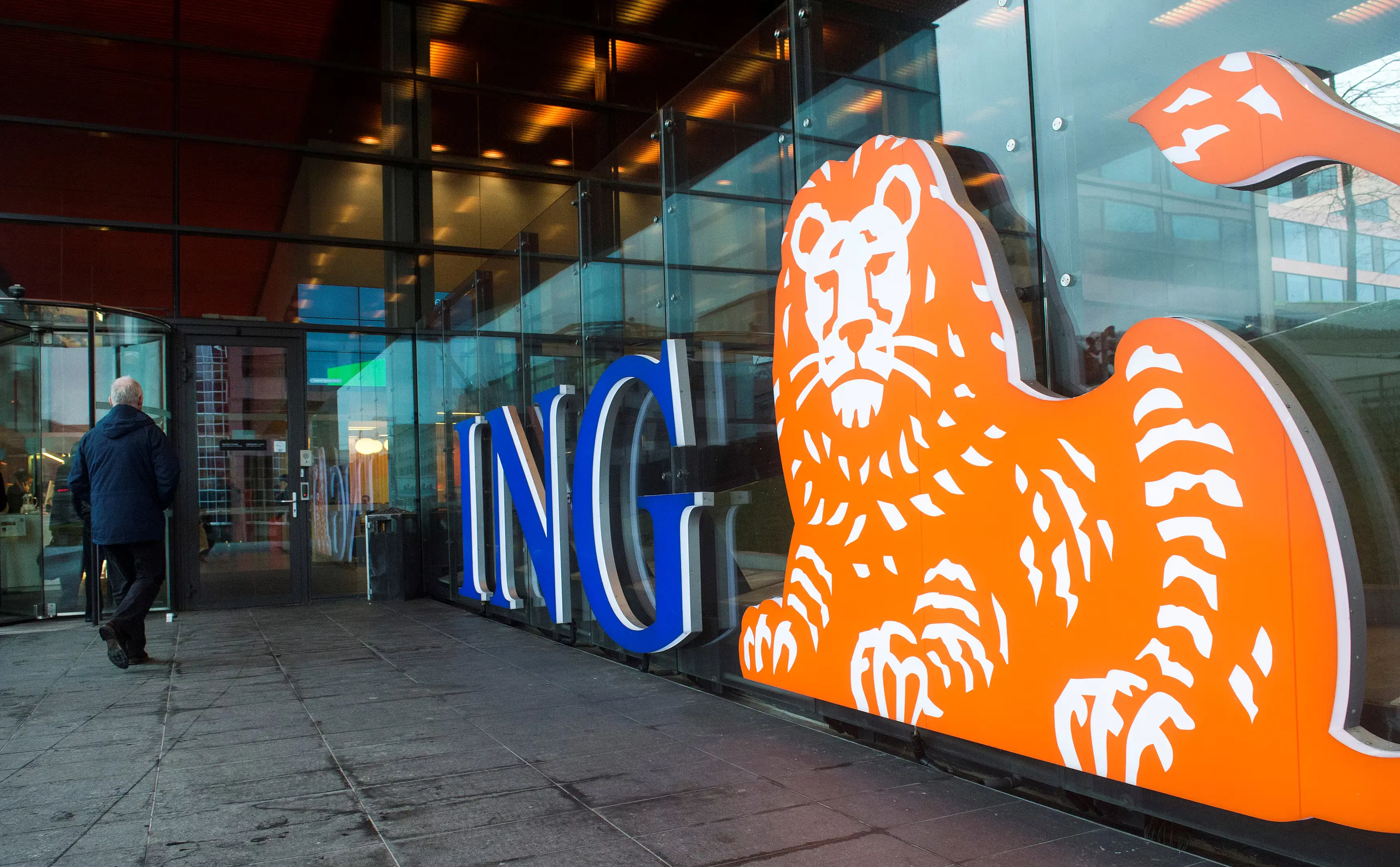 ING: Ολοκλήρωσε μεταφορές κινδύνου αξίας €10,5 δισ. – Ενισχύει το κεφαλαιακό της απόθεμα και περιορίζει τα RWA