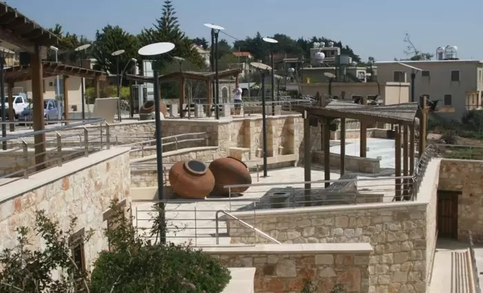 Προοπτικές για προσέλκυση τουρισμού από Εκθεσιακό Κέντρο Χελώνας στην Ίνεια