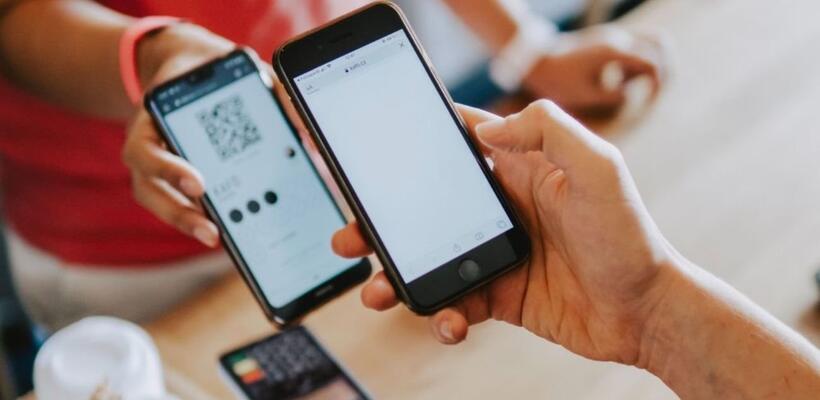 Τράπεζες: Τέλος εποχής για τα τραπεζικά εμβάσματα - Πότε τίθεται σε ισχύ