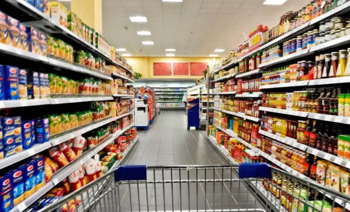 Αυξημένη κίνηση στις υπεραγορές το Πάσχα, αλλά όχι σε καταστήματα λιανικής