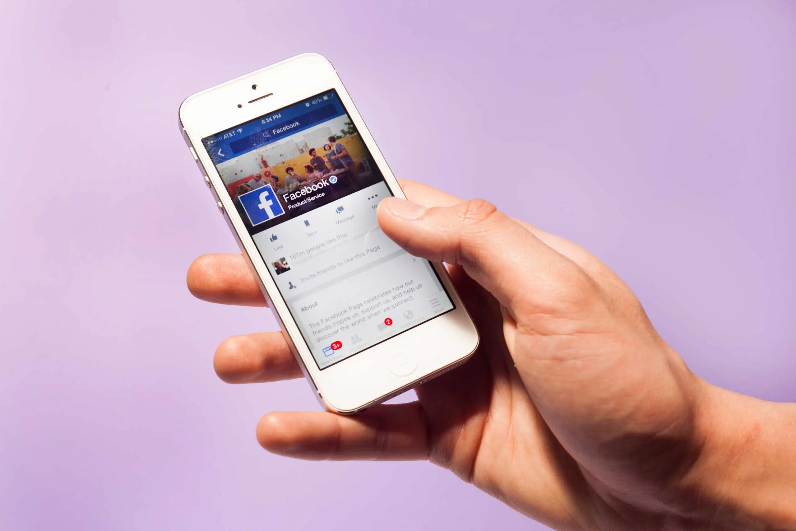 Φίλτρα και περιορισμοί θα μπουν στο facebook live