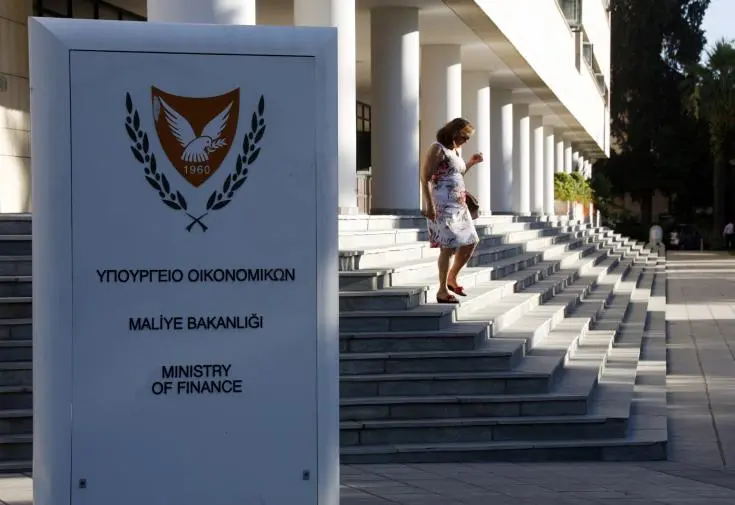 Στα 18,3 δις το χρέος της κυβέρνησης