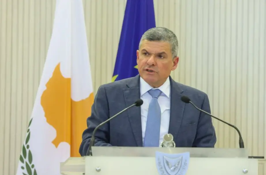 Ο Υπουργός Ενέργειας στο Κάιρο για Επενδυτικό Συνέδριο Αιγύπτου-ΕΕ