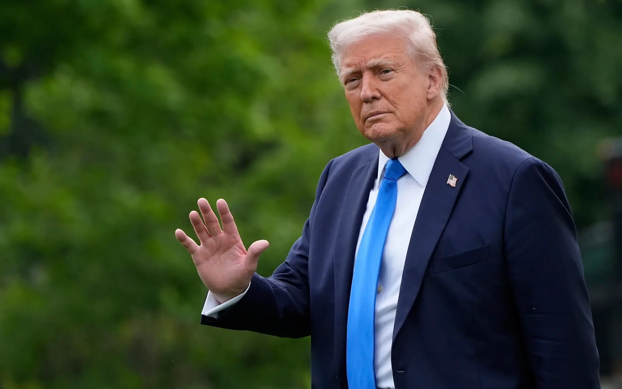 Ο Τραμπ απειλεί με κυρώσεις κατά όσων αγοράζουν ιρανικό πετρέλαιο