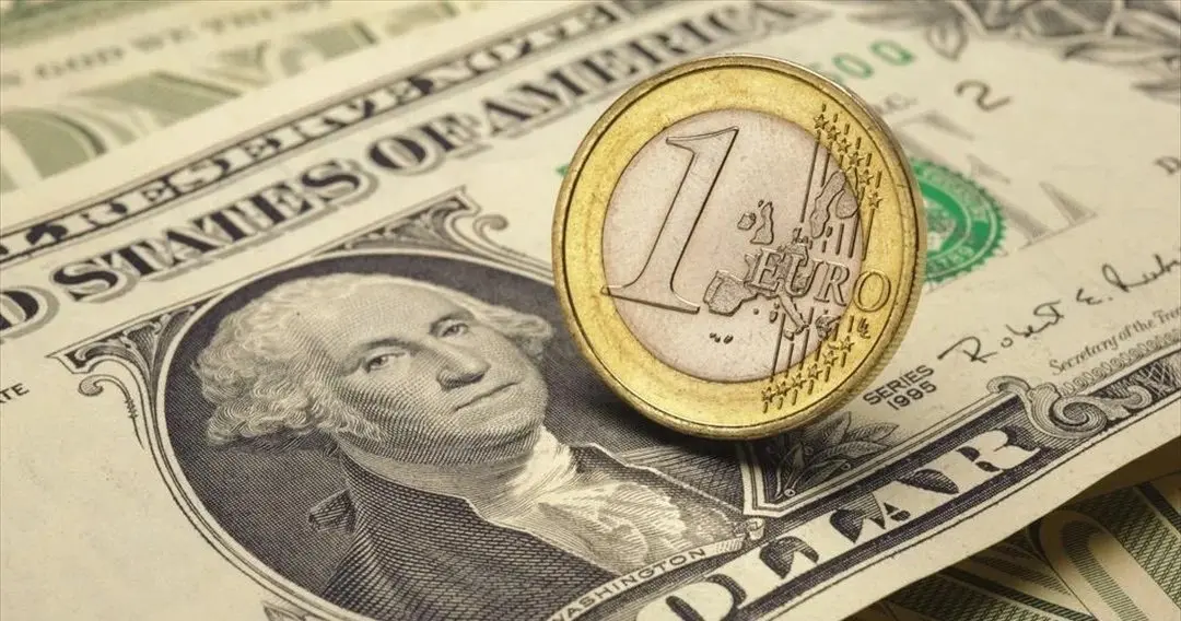 Τι μπορεί να αντικαταστήσει το δολάριο;