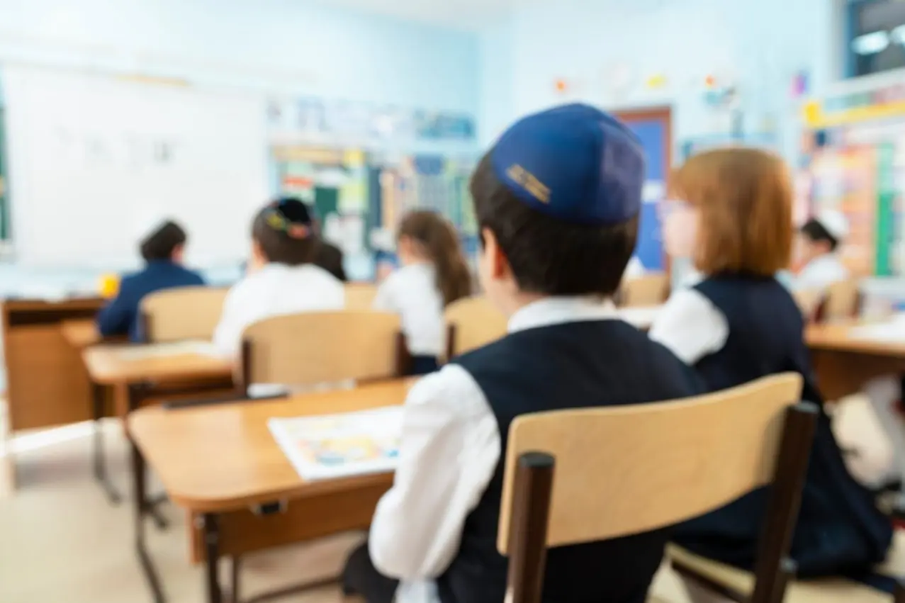 Ισραήλ: Απαγορεύεται η χρήση κινητών τηλεφώνων στα δημοτικά σχολεία της χώρας