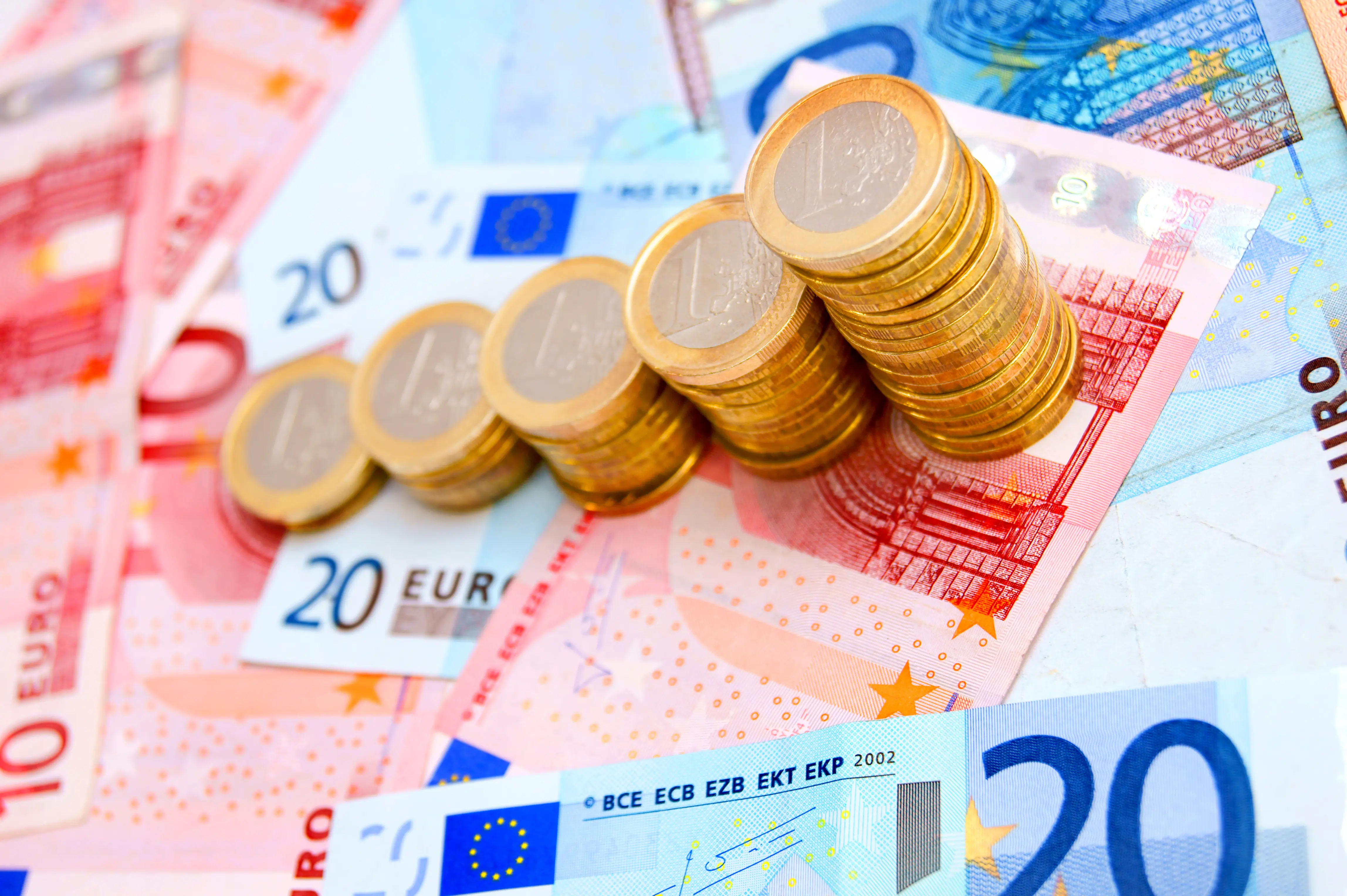 Η ΑΤΑ, ο κατώτατος και η δύσκολη συνέχεια του κοινωνικού διαλόγου