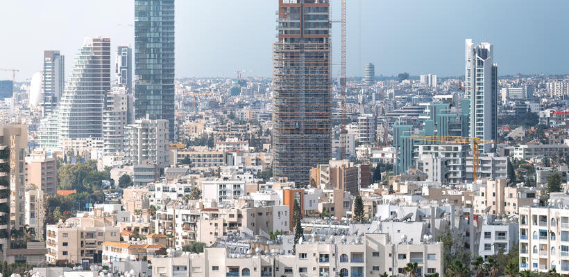 Ακίνητα: Μπήκε με φόρα το 2025 για τη κτηματαγορά