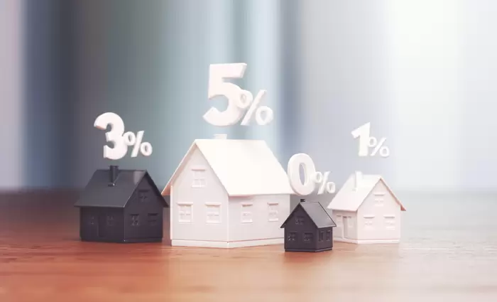 Σταθερό ή κυμαινόμενο; Το μεγάλο δίλλημα των στεγαστικών