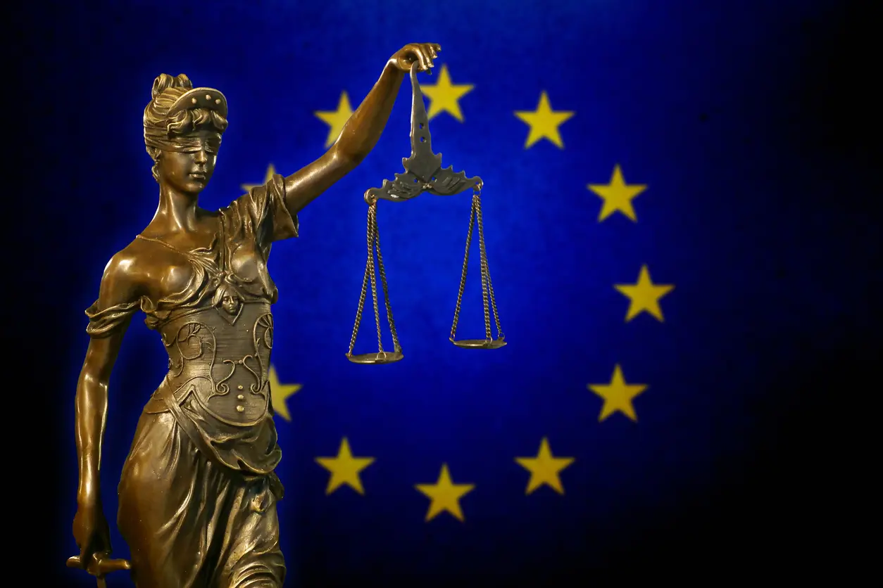 Ανατρεπτική η απόφαση του ΔΕΕ - Ακυρώνει τη δημόσια πρόσβαση στους πραγματικούς δικαιούχους εταιρειών