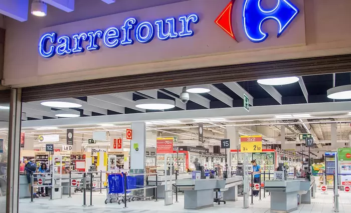 Η Carrefour κάνει σκέψεις για έξοδο από την ιταλική αγορά