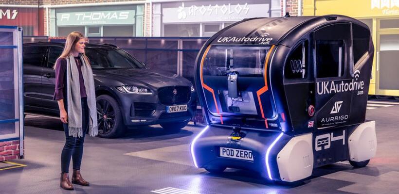 Έρχονται αυτόνομα οχήματα που ειδοποιούν για τις κινήσεις τους (vid)